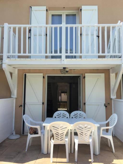 T3 En Duplex Avec Grande Piscine Apartment Anglet Exterior photo